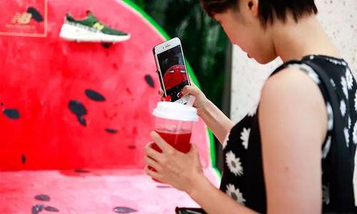 瓜哥吃瓜福利,揭秘娱乐圈幕后故事，带你畅游八卦盛宴