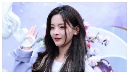 吃瓜张姑娘,揭秘娱乐圈背后的故事